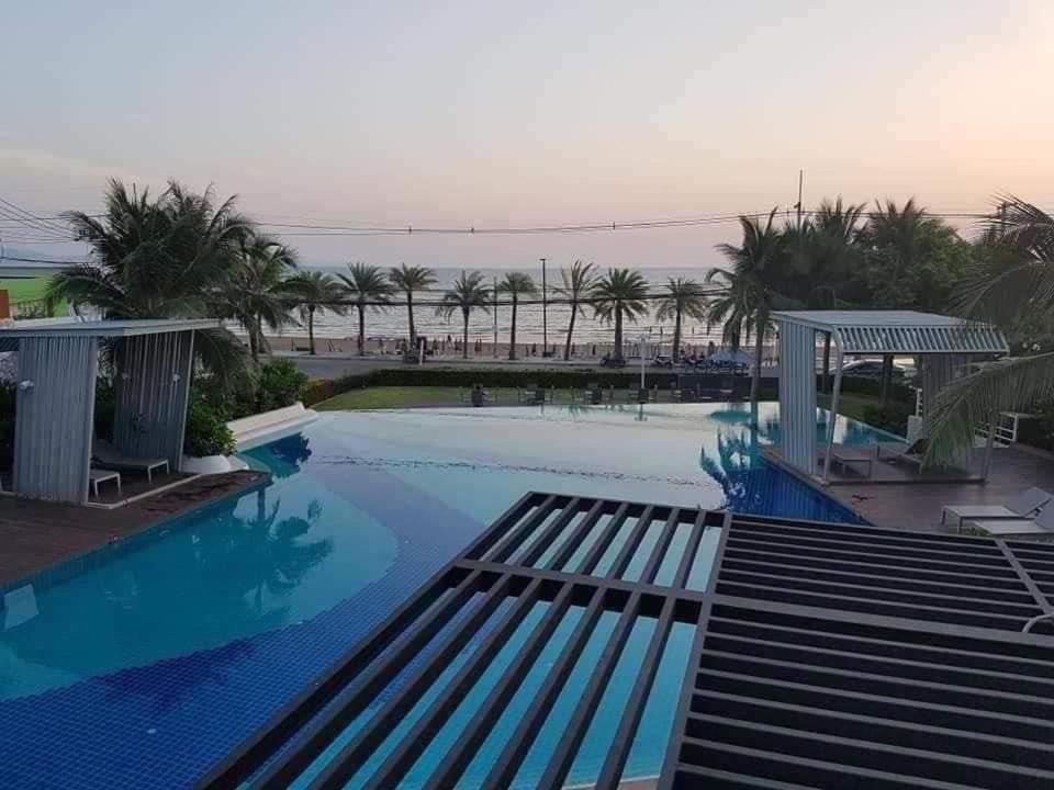 Studio Room Seaview Jomtien Exterior photo